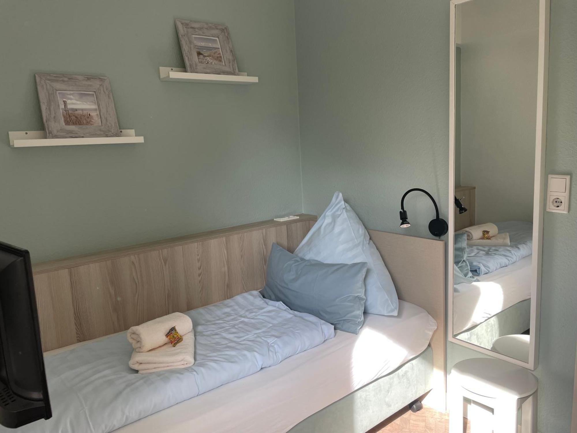 Hotel Garni Goldener Anker Greetsiel Zewnętrze zdjęcie